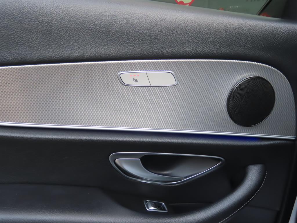 Mercedes Benz E class - Vista 11