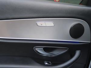 Mercedes Benz E class - Vista 12