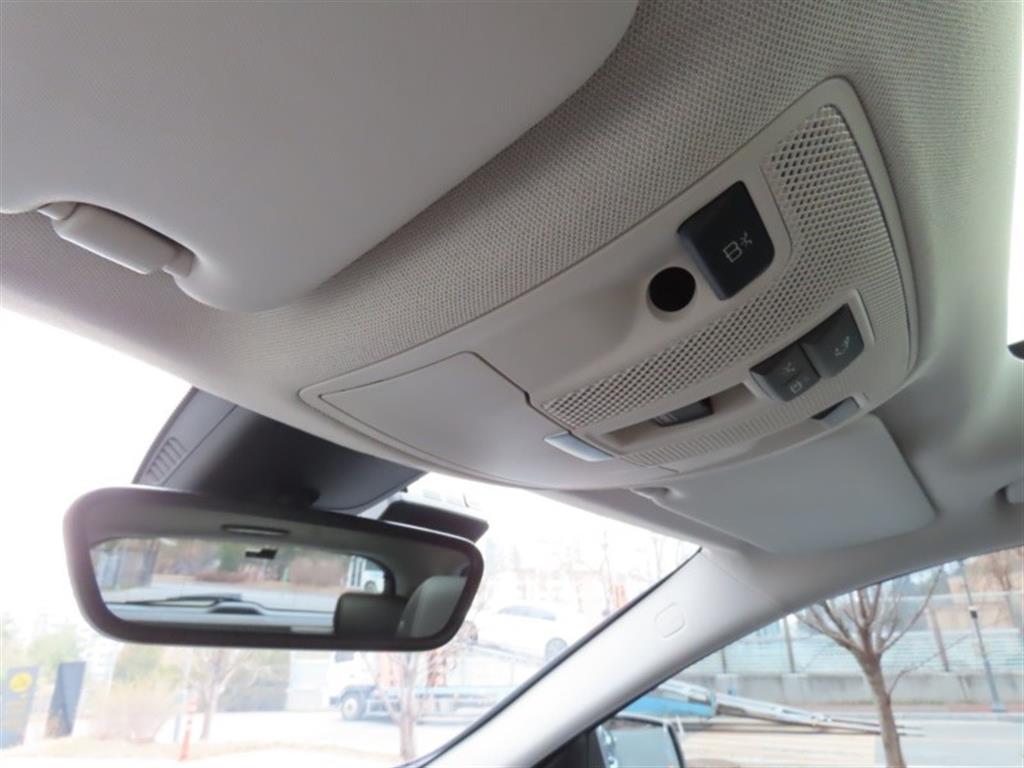 Mercedes Benz GLA Class 2017 Gris - Importación desde Corea - HF Imports Iquique - Foto 11