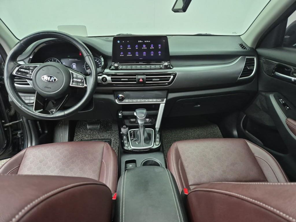 KIA Seltos - Vista 5