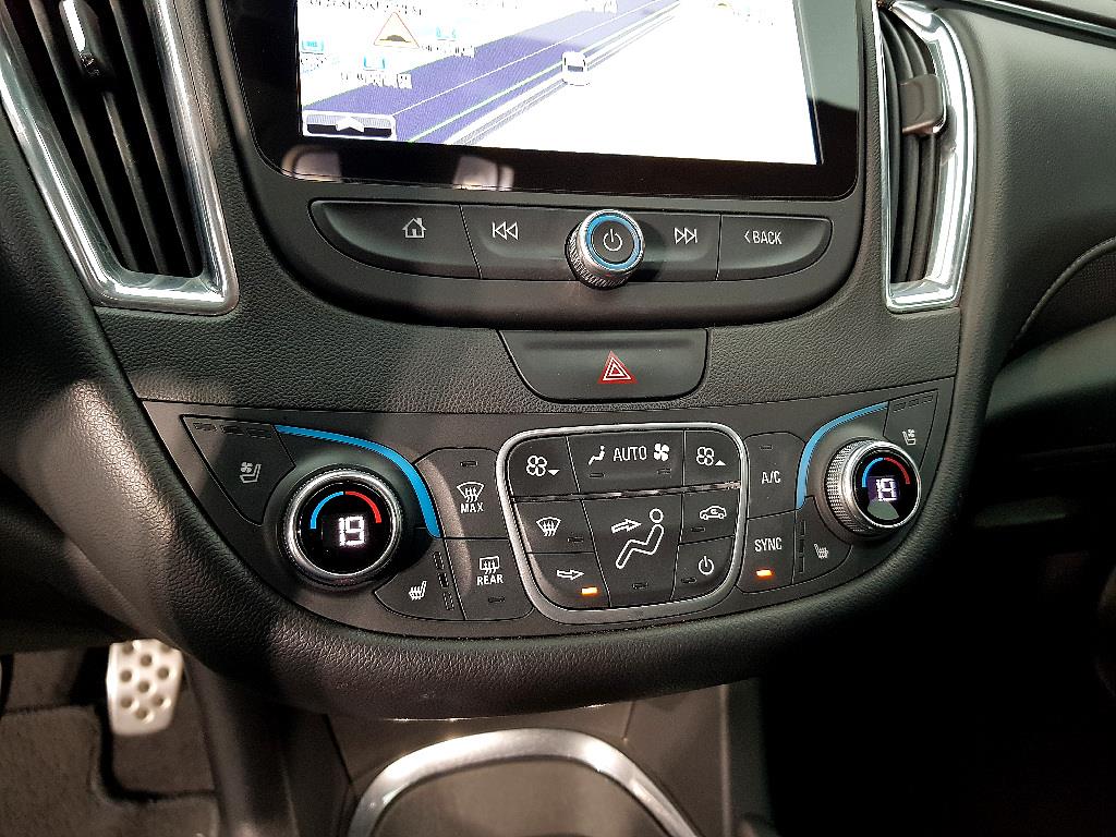 Chevrolet Malibu - Vista 11