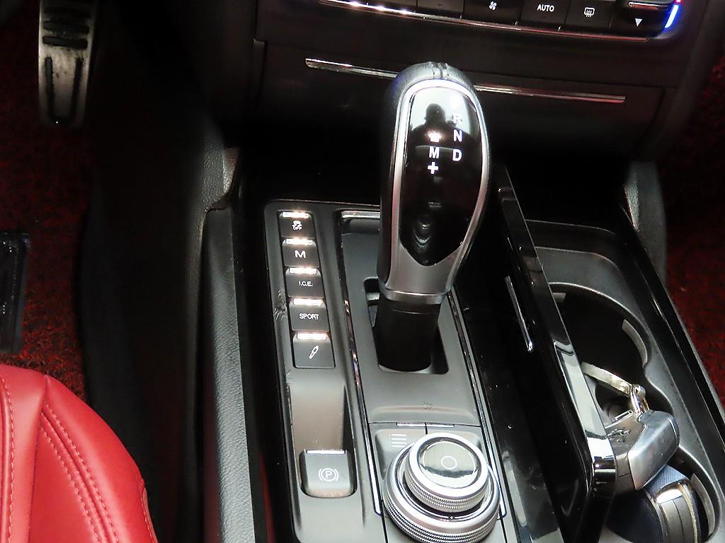 Maserati Ghibli - Vista 10