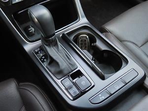 HYUNDAI Grandeur - Vista 12