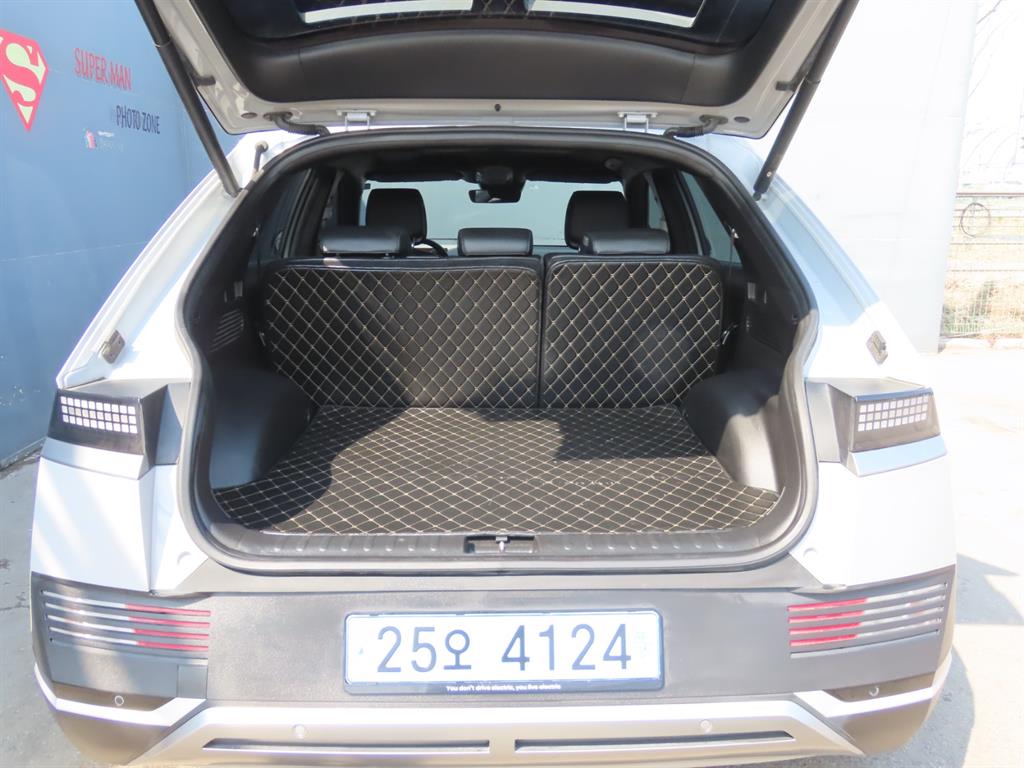 HYUNDAI Ioniq 5 - Vista 9