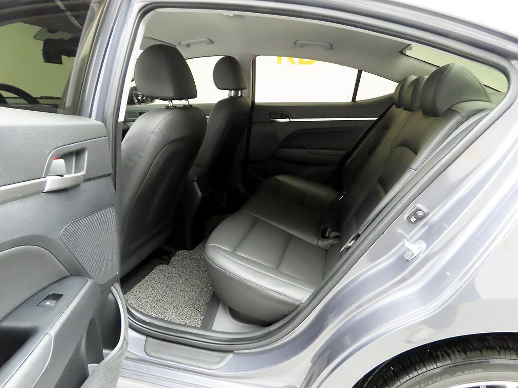 HYUNDAI Avante 2019 Gris - Importación desde Corea - HF Imports Iquique - Foto 14