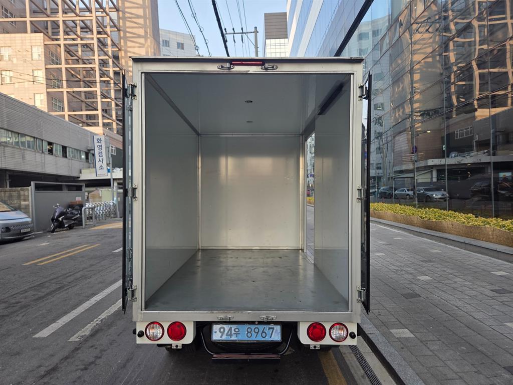 Small Truck Normal Box(High Deck) - Vista 8