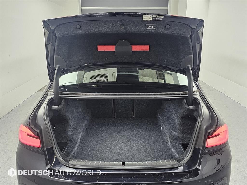 BMW 5 Series 2018 Negro - Importación desde Corea - HF Imports Iquique - Foto 19