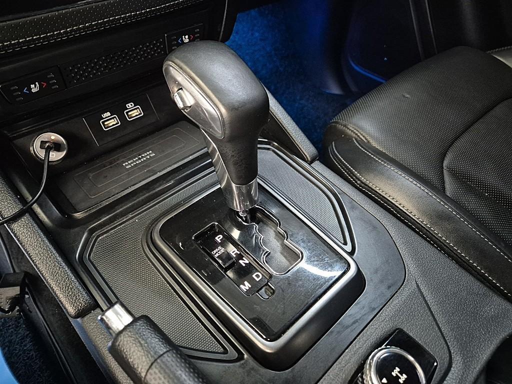 Ssangyong Rexton - Vista 8