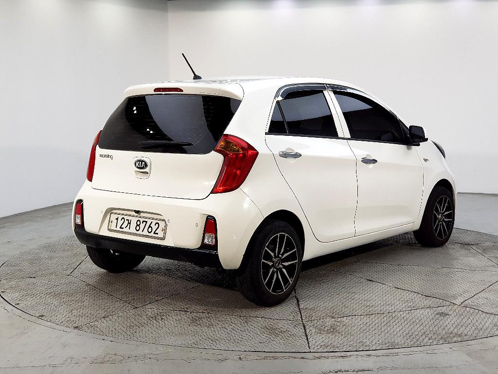 KIA Morning - Vista 4