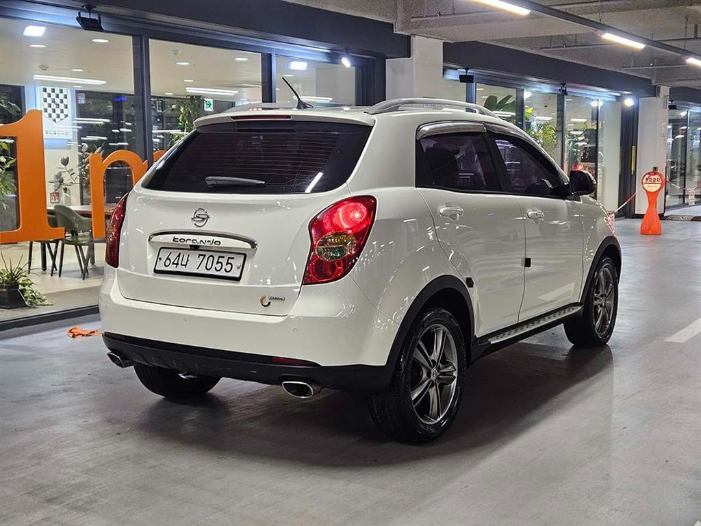Ssangyong Korando - Vista 4