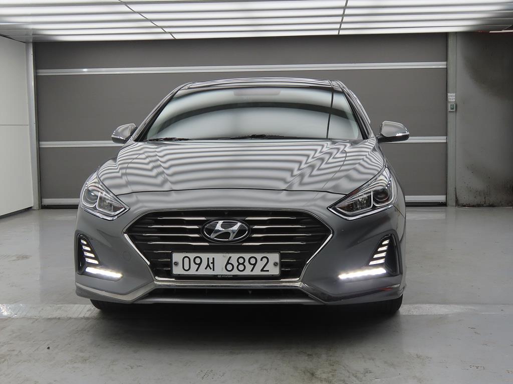 HYUNDAI Sonata - Vista 2