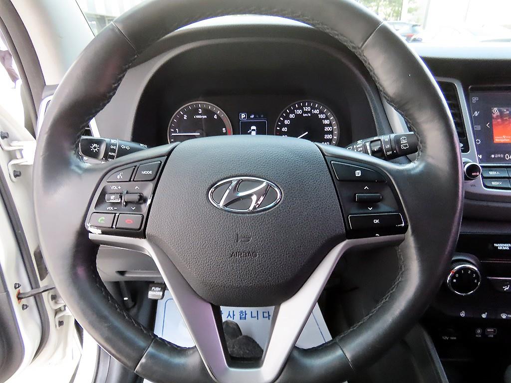 HYUNDAI Tucson - Vista 8