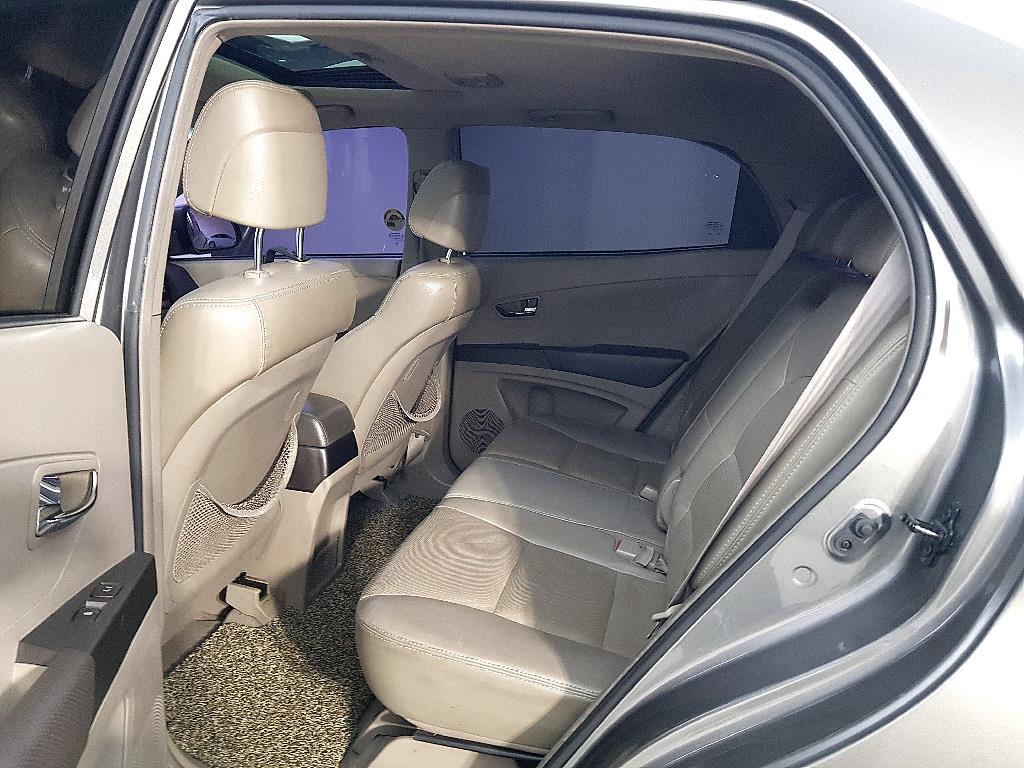 Ssangyong Korando - Vista 9