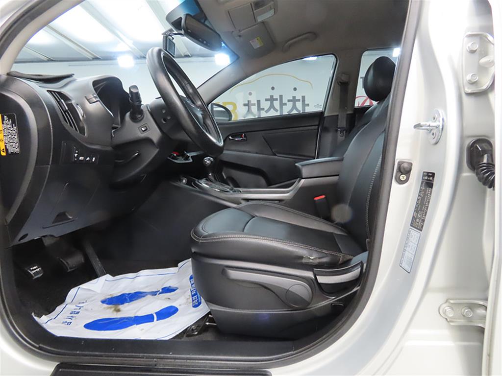 KIA Sportage - Vista 5