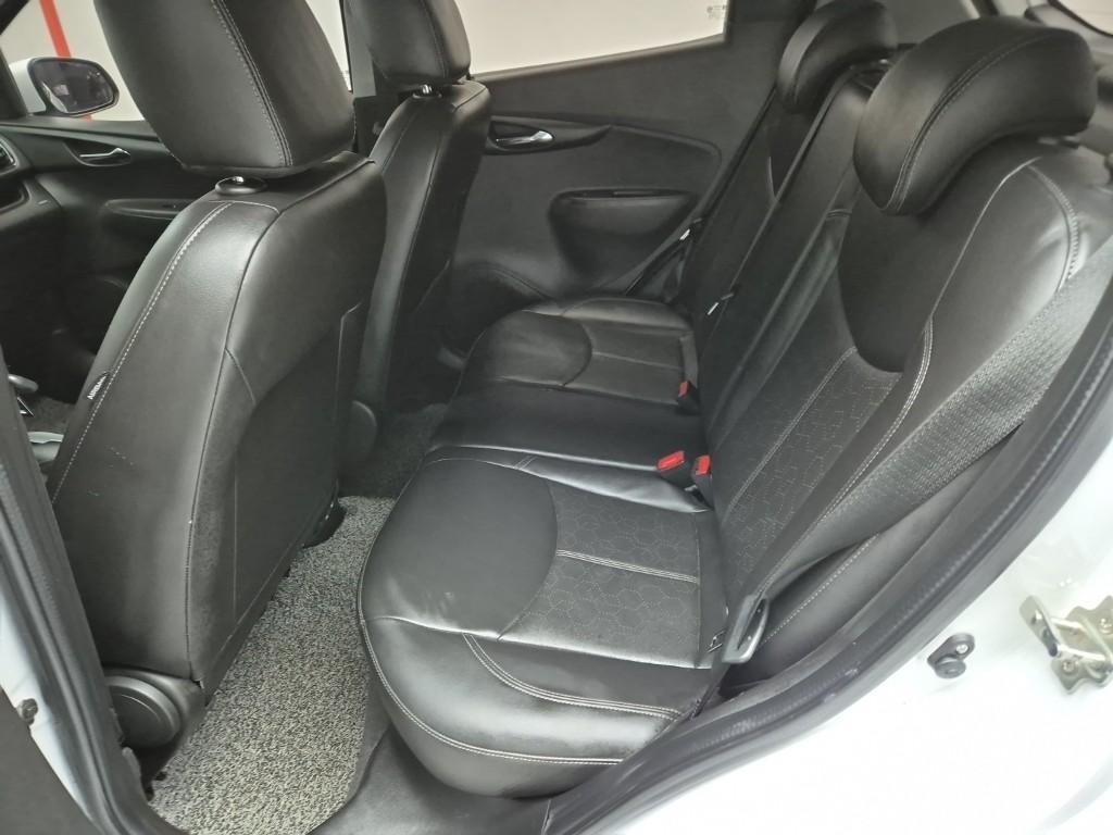 Chevrolet Spark - Vista 12