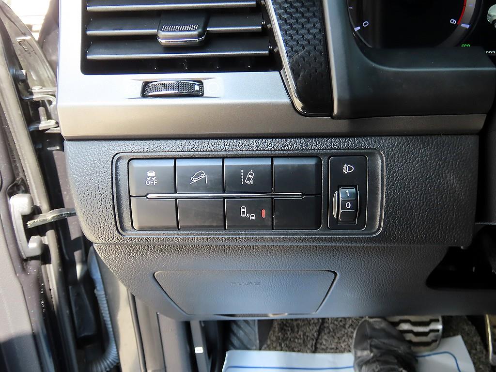 Ssangyong Rexton - Vista 12