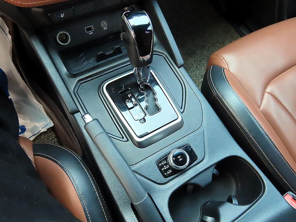 Ssangyong Rexton - Vista 10