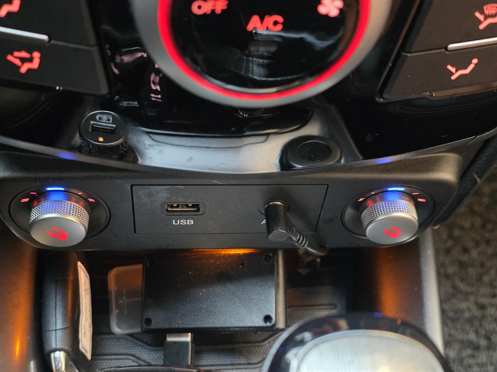 Ssangyong Tivoli - Vista 12