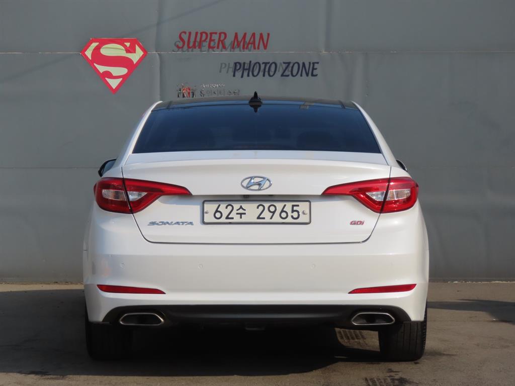 HYUNDAI Sonata - Vista 7