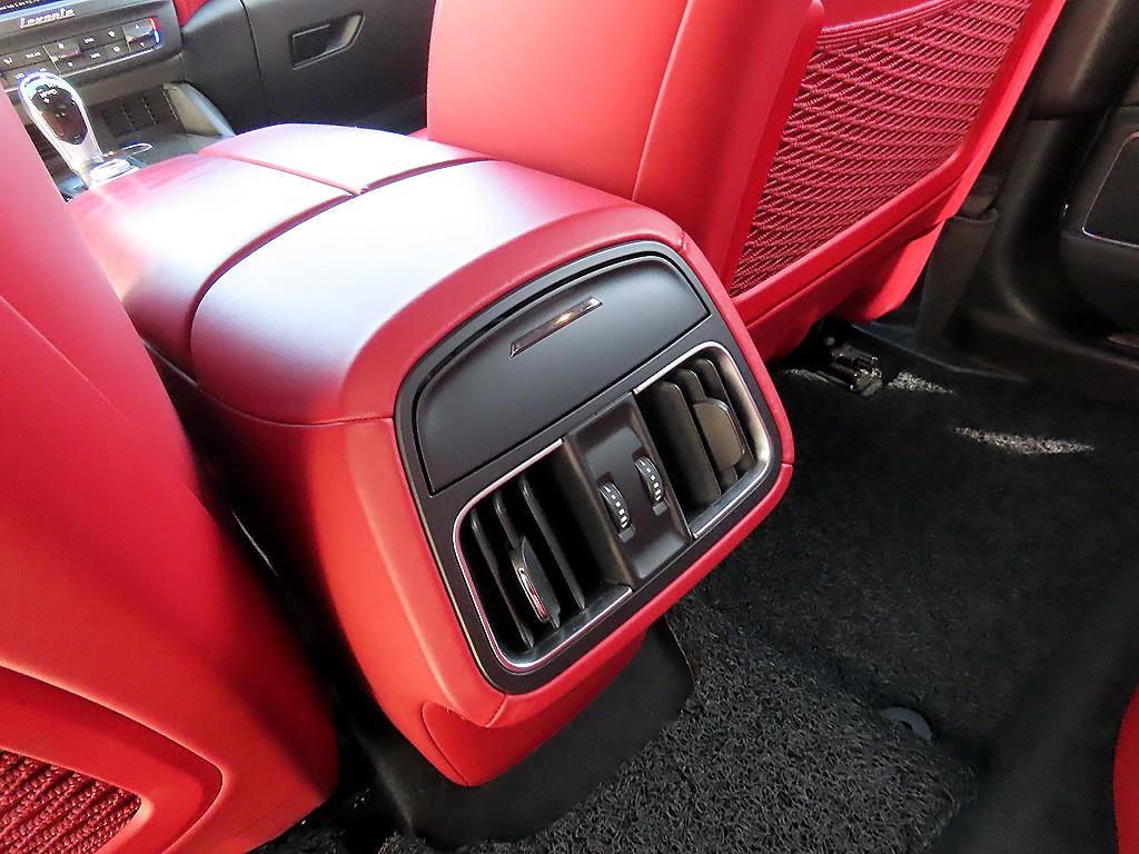 Maserati Levante 2018 Blanco - Importación desde Corea - HF Imports Iquique - Foto 15