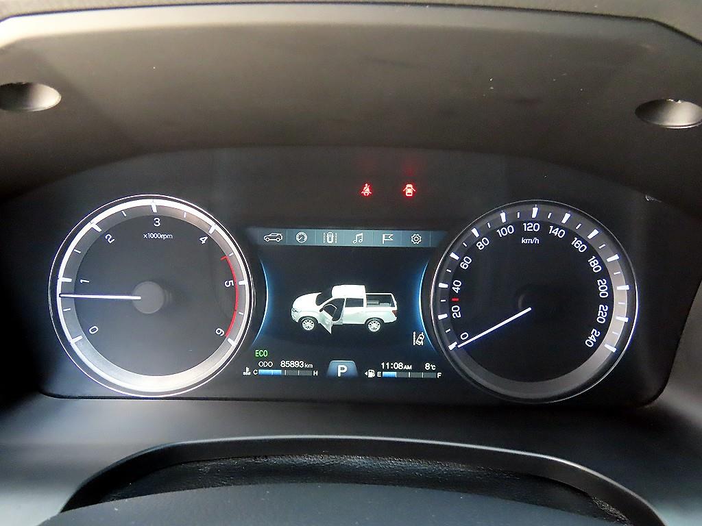 Ssangyong Rexton - Vista 9