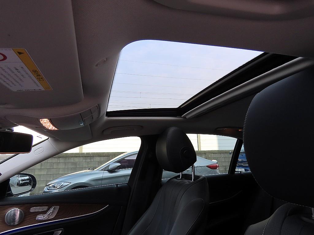 Mercedes Benz E class 2020 Gris - Importación desde Corea - HF Imports Iquique - Foto 16