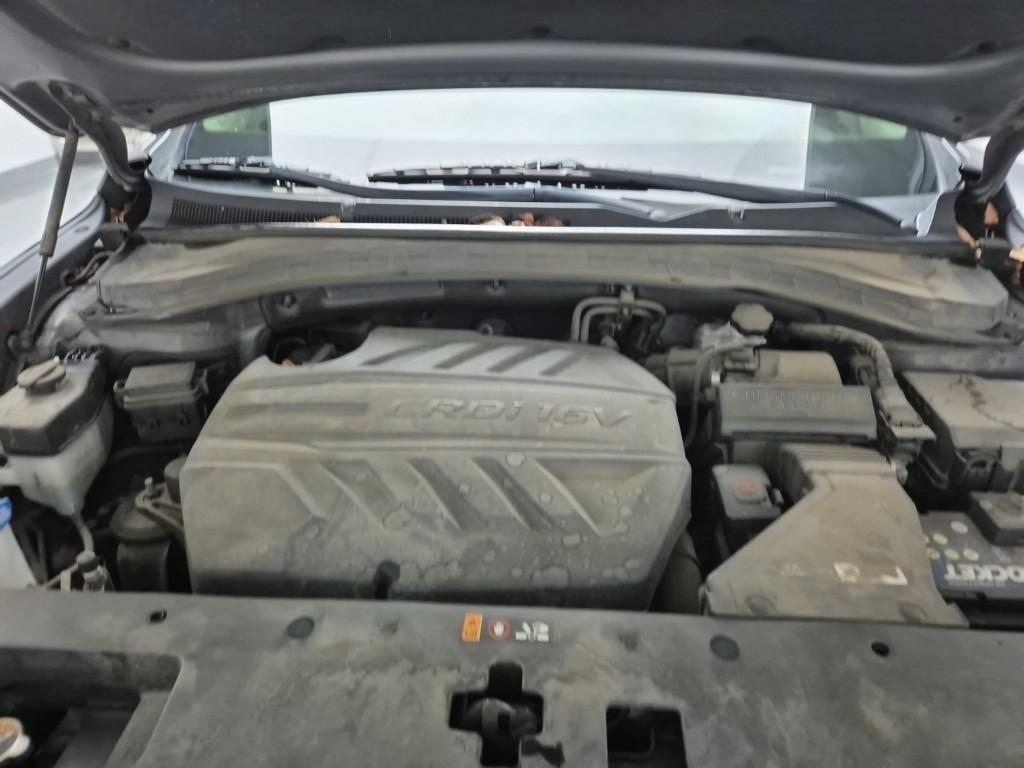 HYUNDAI Santa Fe - Vista 5