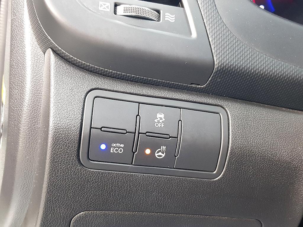 HYUNDAI Accent - Vista 12