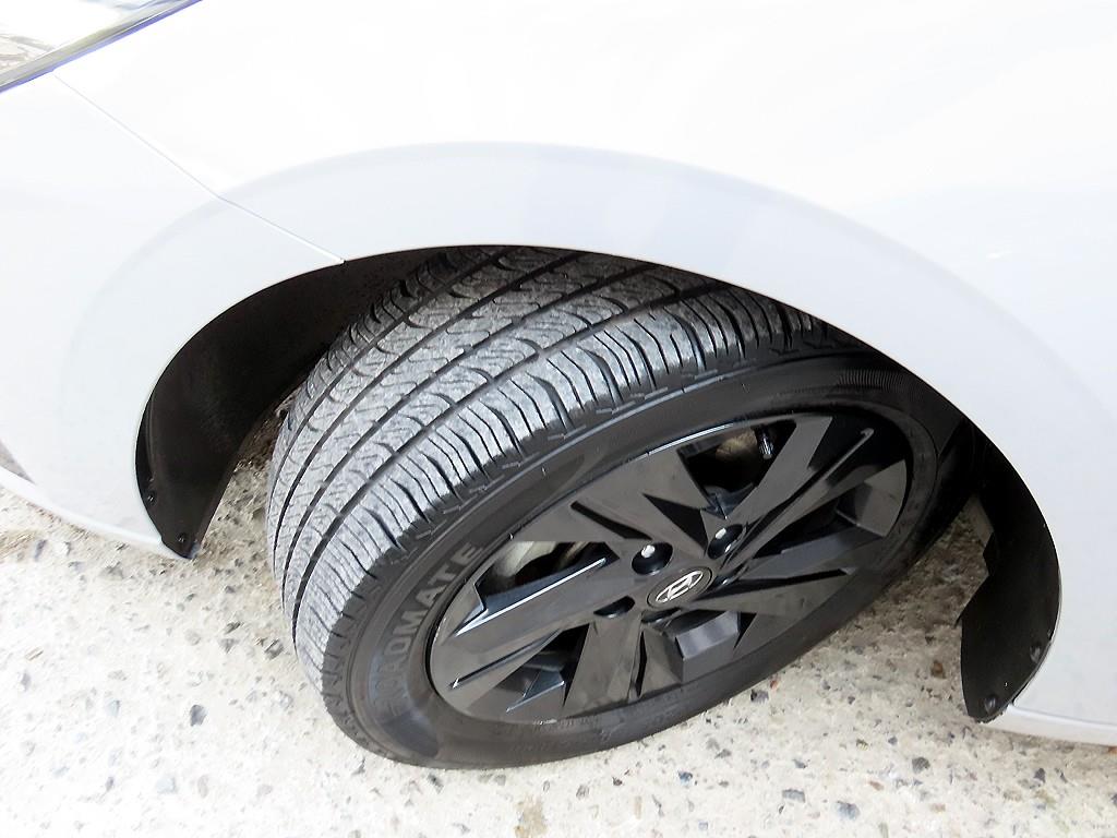 HYUNDAI Avante 2022 Gris - Importación desde Corea - HF Imports Iquique - Foto 17