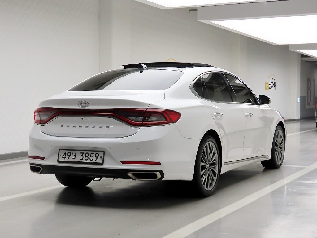 HYUNDAI Grandeur - Vista 4