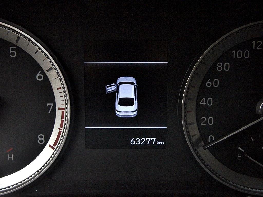 HYUNDAI Grandeur 2017 Blanco - Importación desde Corea - HF Imports Iquique - Foto 9