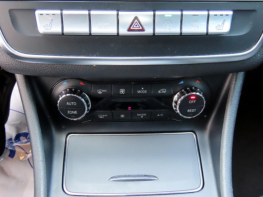 Mercedes Benz CLA Class 2017 Gris - Importación desde Corea - HF Imports Iquique - Foto 13