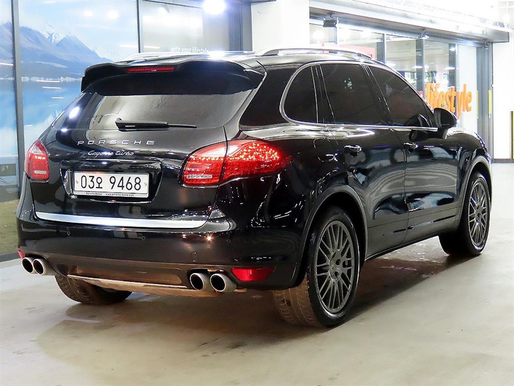 Porsche Cayenne - Vista 4