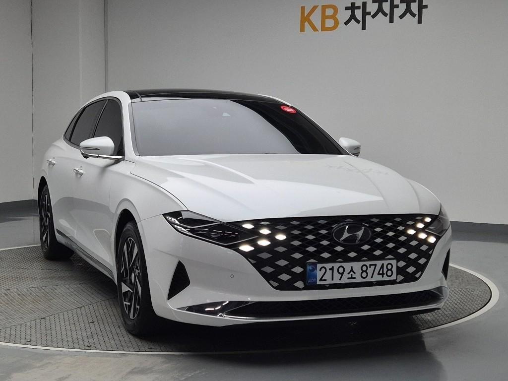 HYUNDAI Grandeur - Vista 4