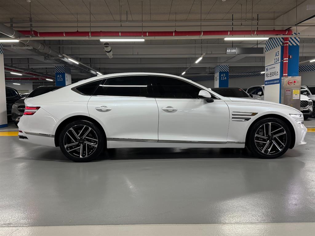 Genesis G80 - Vista 5