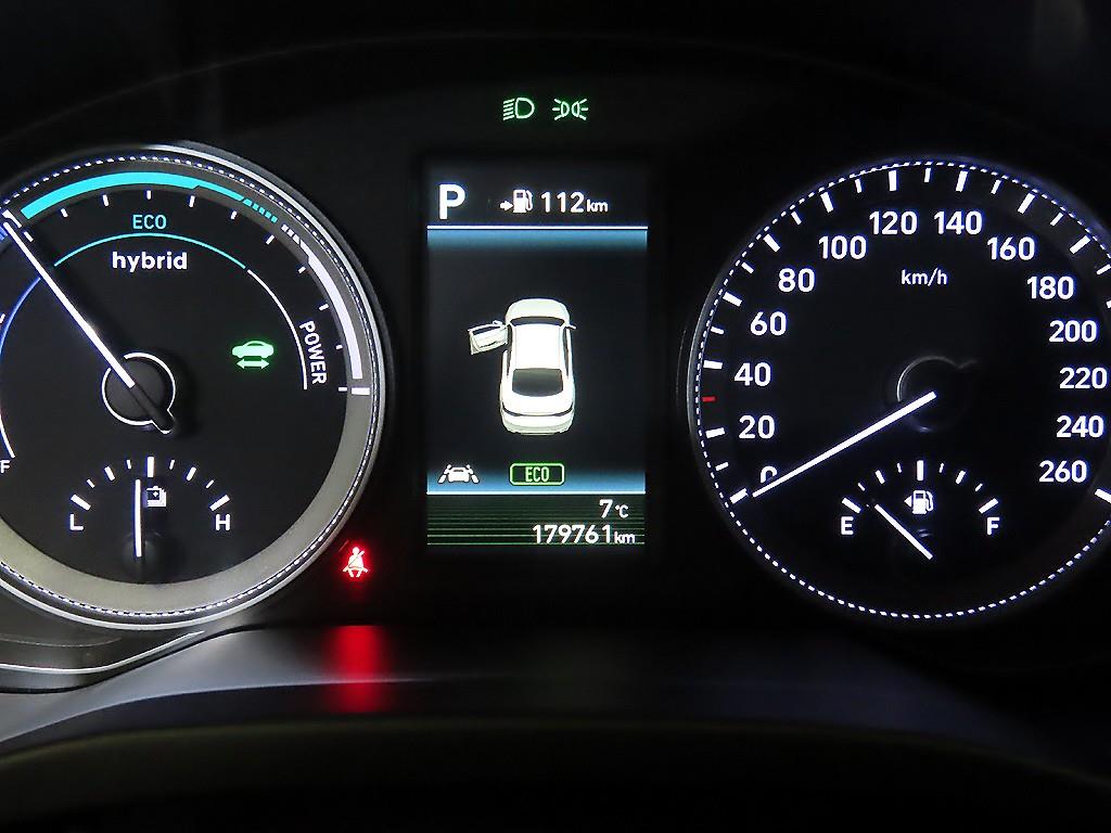 HYUNDAI Grandeur - Vista 9