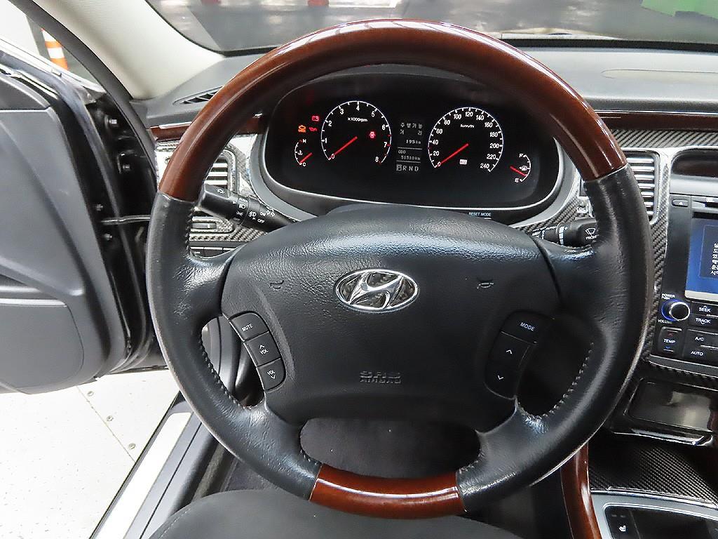 HYUNDAI Grandeur 2010 Negro - Importación desde Corea - HF Imports Iquique - Foto 12