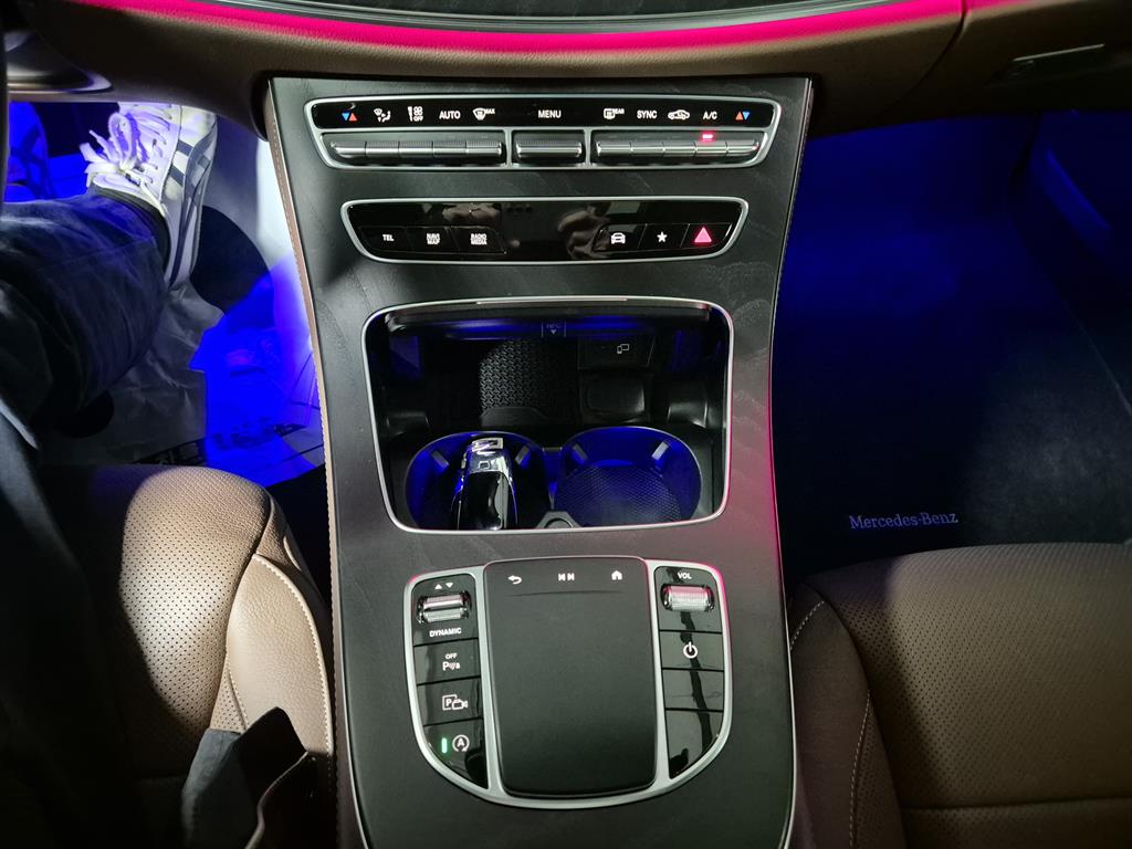 Mercedes Benz E class - Vista 9