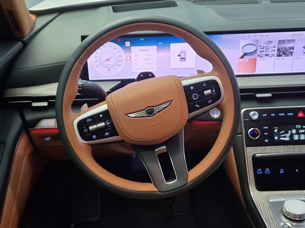 Genesis GV80 - Vista 9