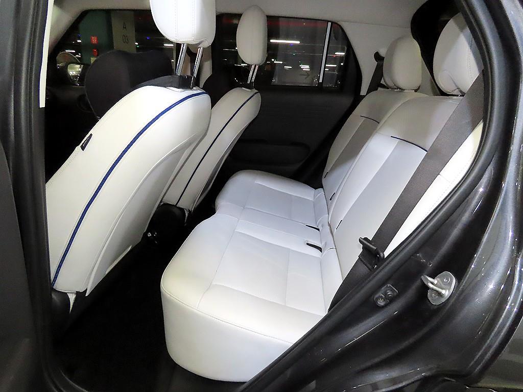 HYUNDAI Casper - Vista 7