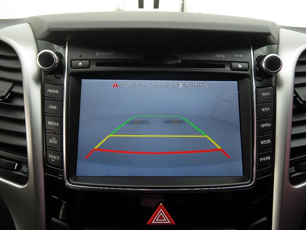 HYUNDAI i30 2014 Blanco - Importación desde Corea - HF Imports Iquique - Foto 14