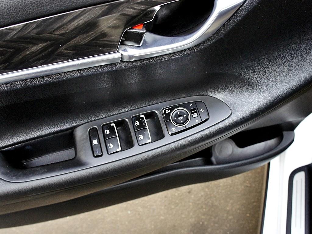 HYUNDAI Grandeur 2017 Blanco - Importación desde Corea - HF Imports Iquique - Foto 13