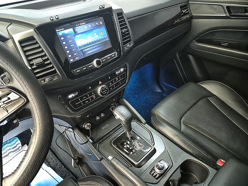 Ssangyong Rexton - Vista 10