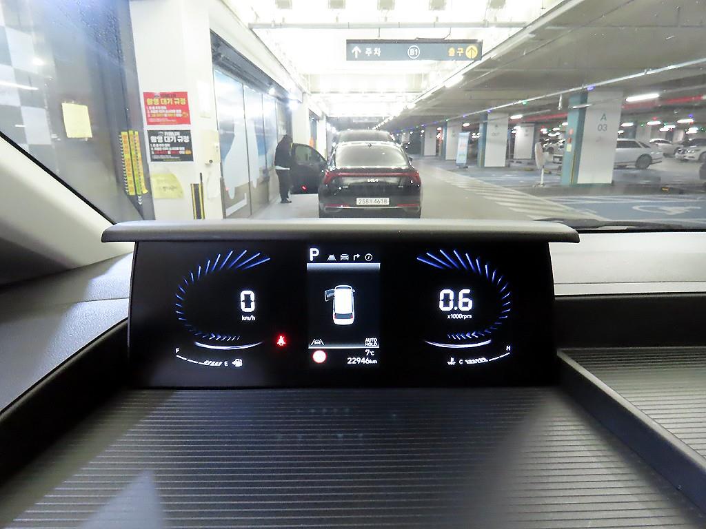 HYUNDAI Staria - Vista 9