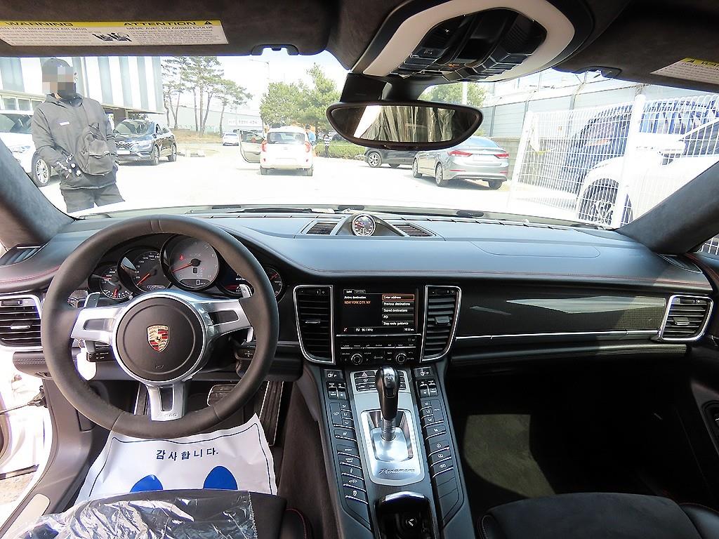 Porsche Panamera - Vista 7