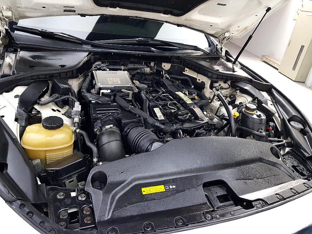 Infiniti Q - Vista 6