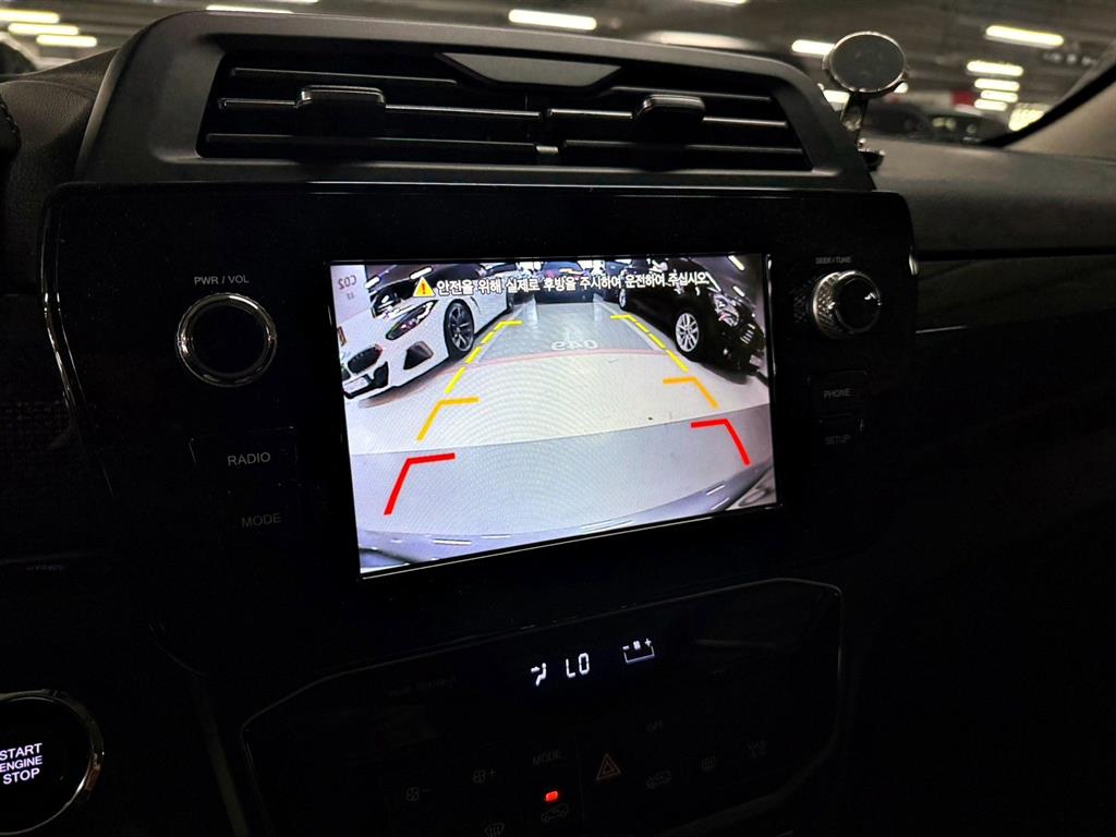 Ssangyong Tivoli - Vista 12