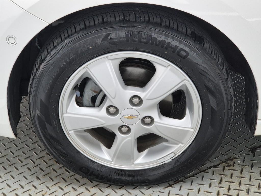 Chevrolet Spark 2016 Blanco - Importación desde Corea - HF Imports Iquique - Foto 18