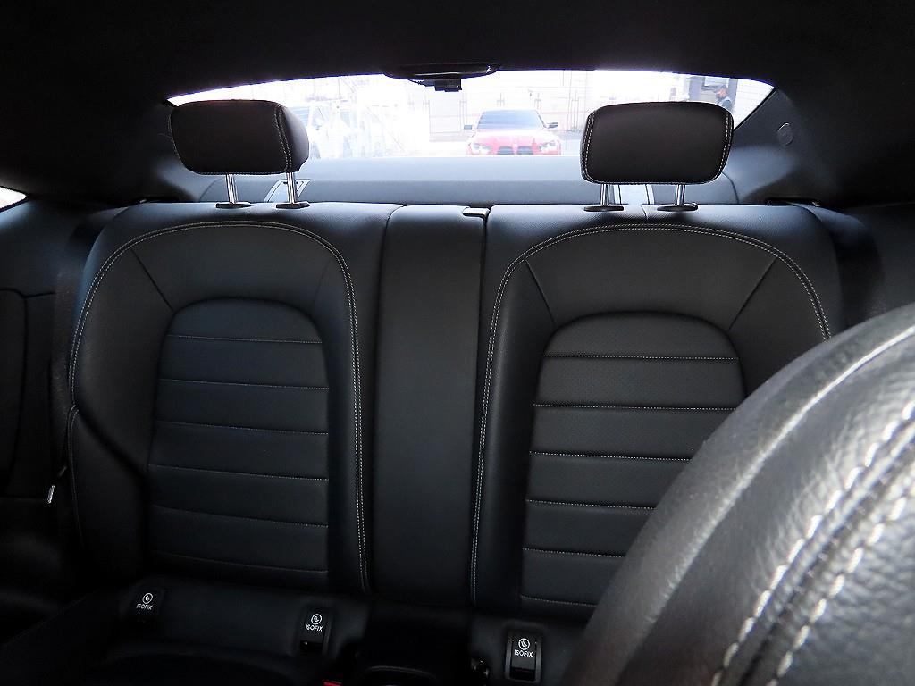 Mercedes Benz C Class - Vista 6