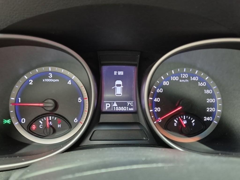 HYUNDAI Santa Fe - Vista 6